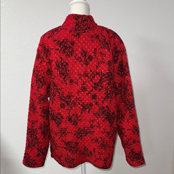 Red and Black Patterned Jacket - Picture 3 of 13
